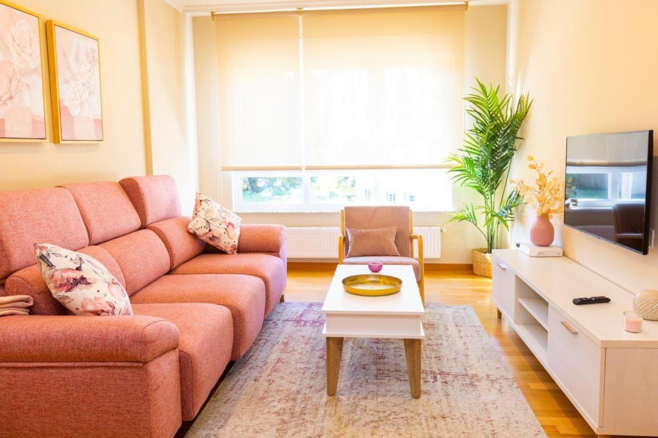Apartamentos Riamar 2 Рибадео Экстерьер фото
